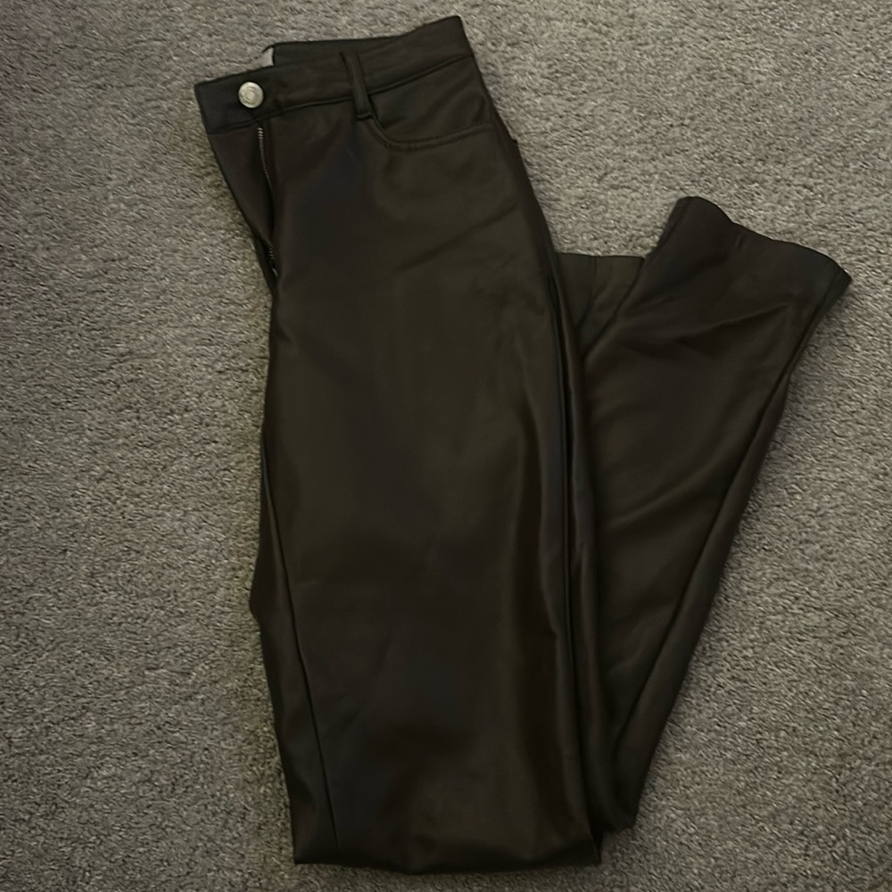 ARITZIA MELINA STRAIGHT LEG PANT IN DARK BROWN